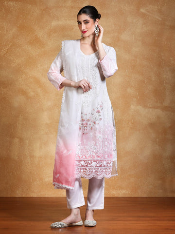Varanga Women Floral Heavy Embroidered Kurta With Trouser & Dupatta
